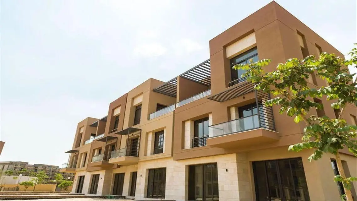 Delivered town house best price in district 5