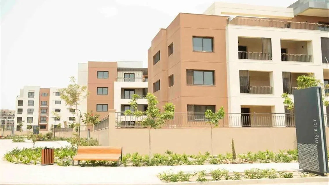 Delivered town house best price in district 5