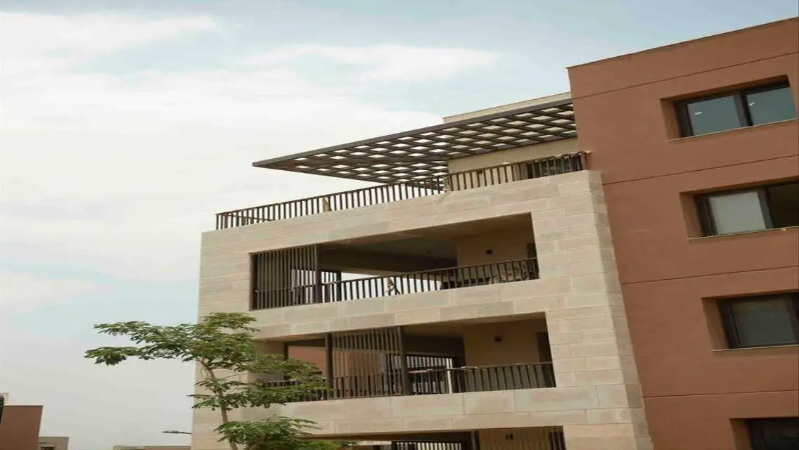 Delivered town house best price in district 5