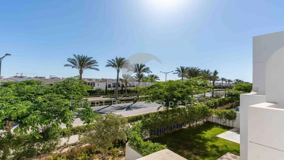 lowest townhouse corner resale price in marassi