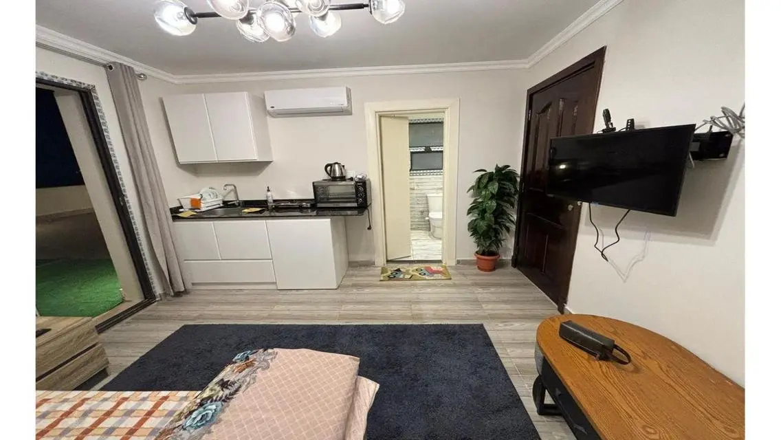 Penthouse 125 m + studio 27 m and 80 m teracce