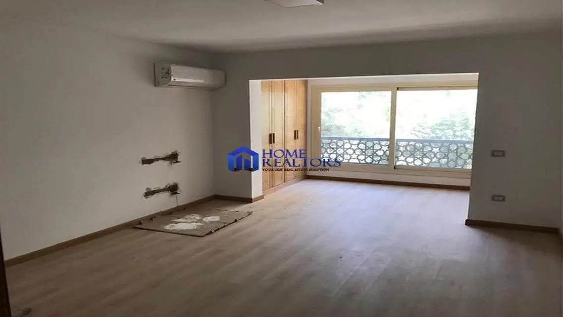دوبلكس مودرن للايجار بالمعادي السرايات
