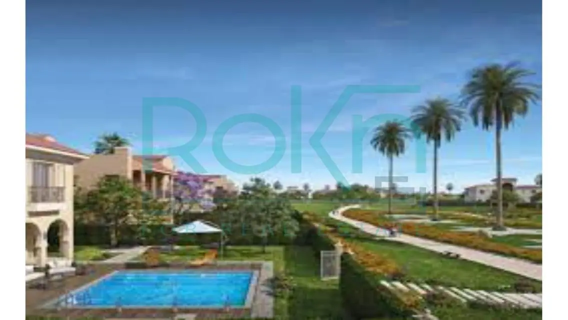 Villa for sale in Hyde park in very prime location