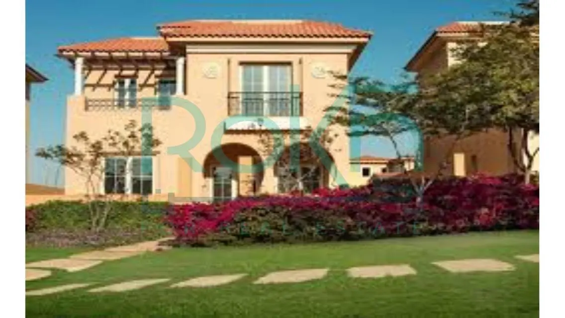 Villa for sale in Hyde park in very prime location