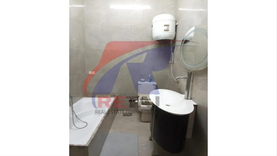 Furnished studio for rent in West Arabella, Fifth