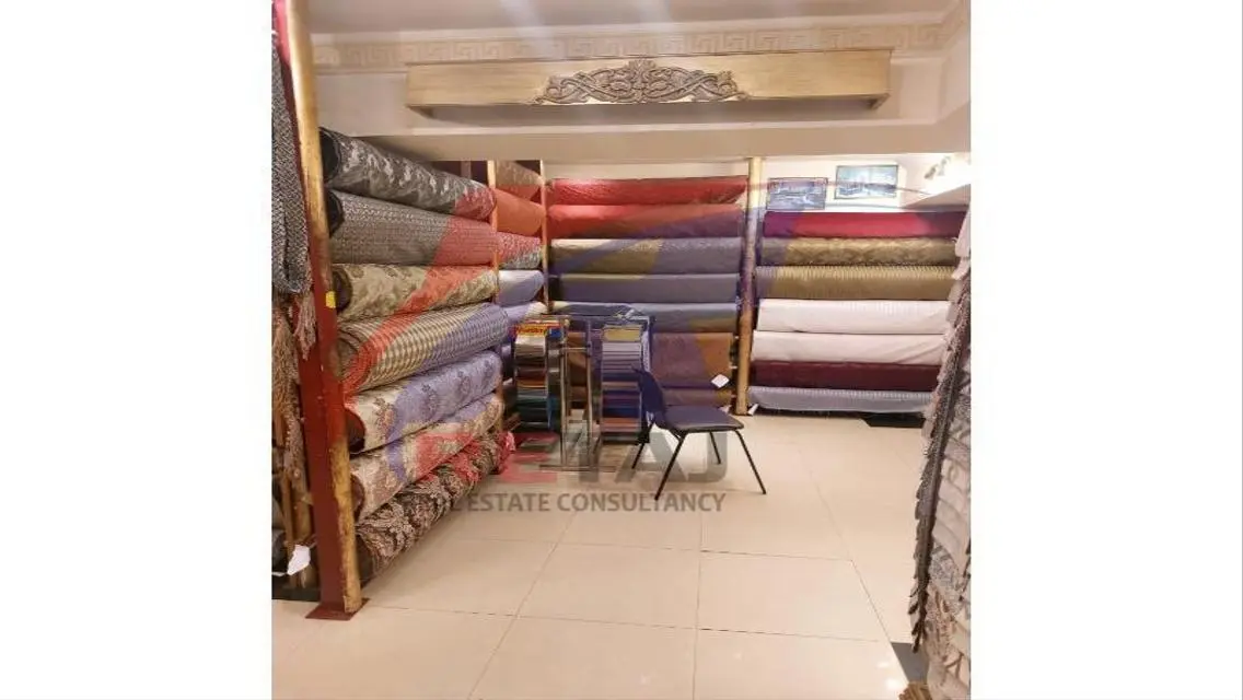 محل للبيع في شارع مكرم عبيد مدينة نصر