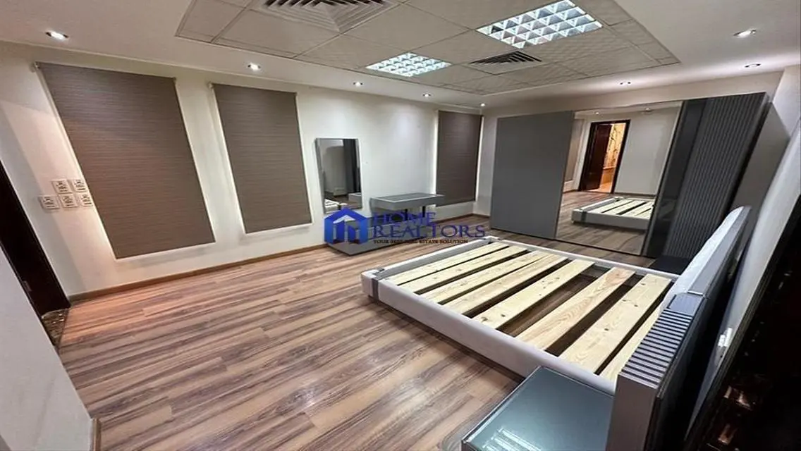 فيلا بحمام سباحة للايجار بكايرو فيستيفال سيتي