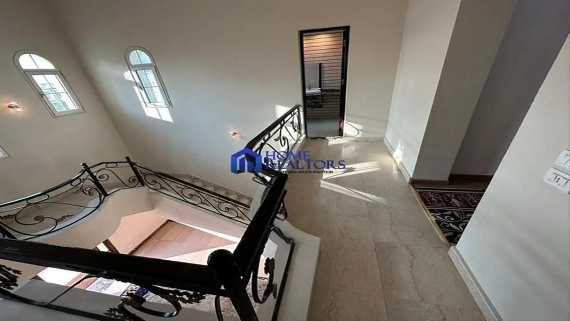 فيلا بحمام سباحة للايجار بكايرو فيستيفال سيتي
