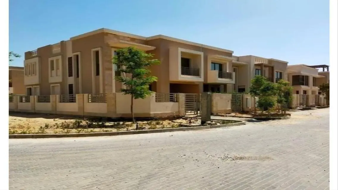 اخر فرصه امتلاك كواترو فيلا في تاج سيتي بخصم 40%