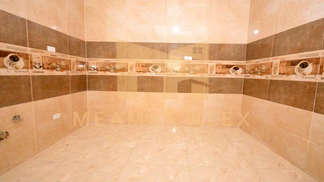 شقة مميزه للبيع كفر عبده 190 شارع سكينة بنت الحسين