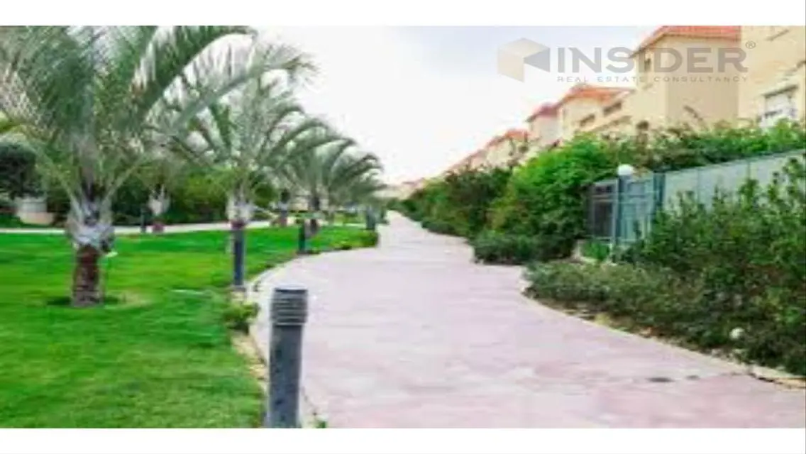 فيلا فاخرة بمساحة واسعة مع إطلالة على البحيرات