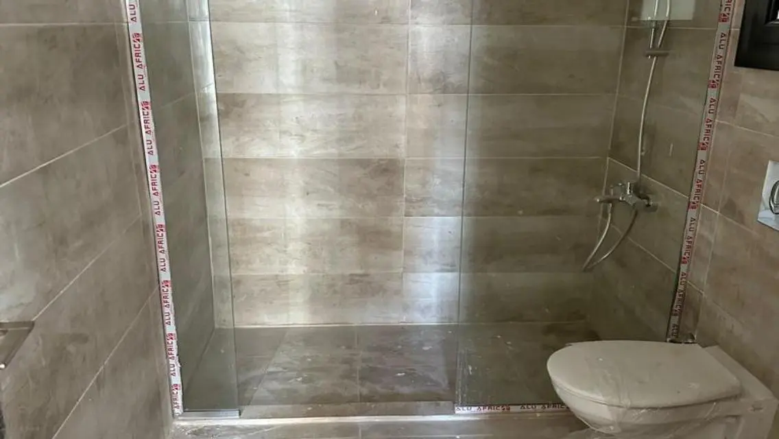 Duplex in Trio Gardens for rent Prime location