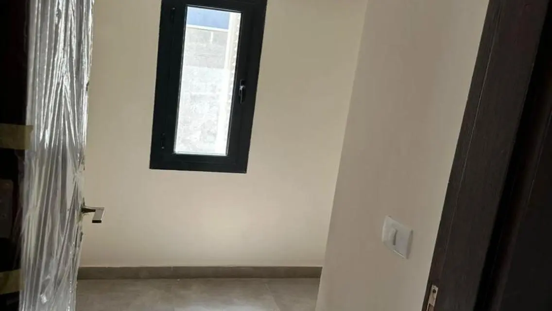 Duplex in Trio Gardens for rent Prime location