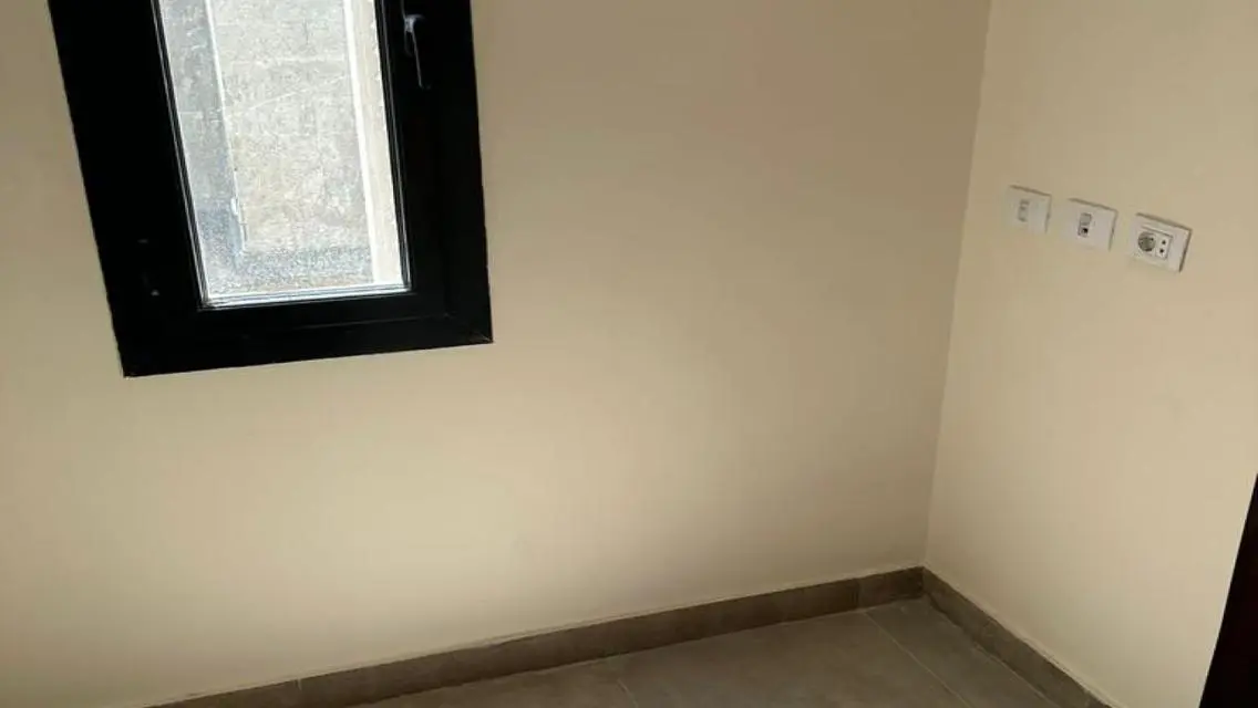 Duplex in Trio Gardens for rent Prime location