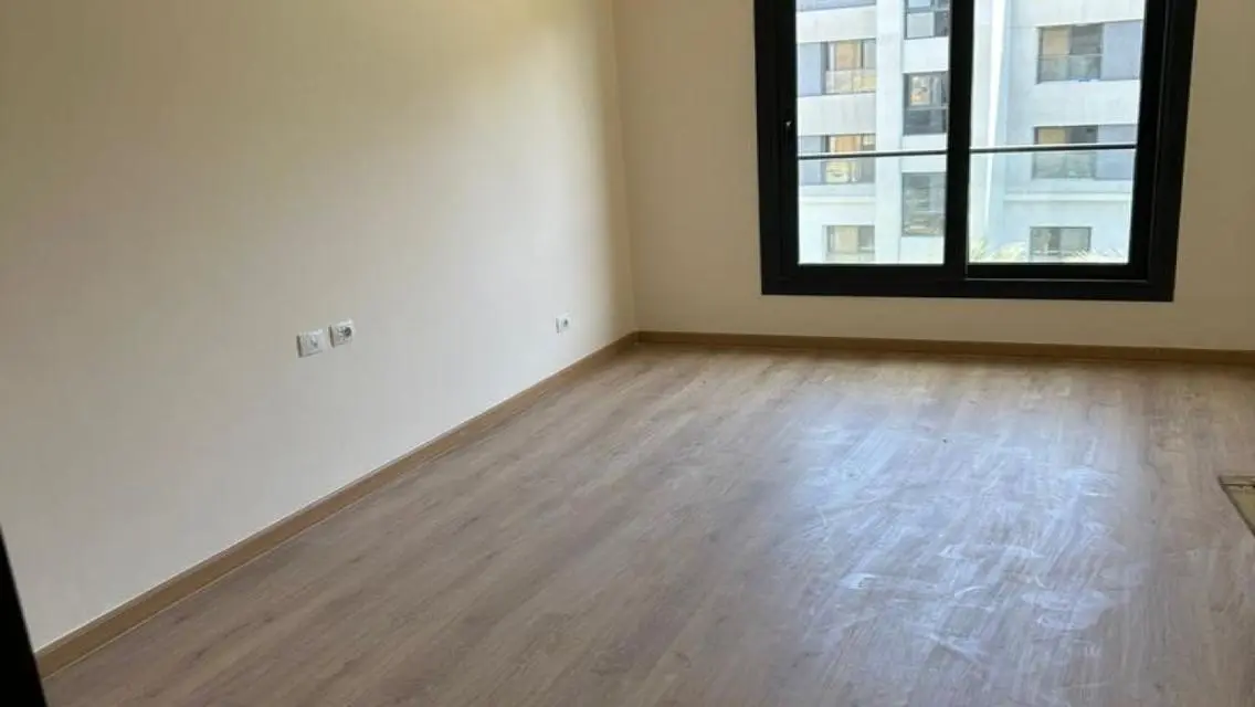 Duplex in Trio Gardens for rent Prime location