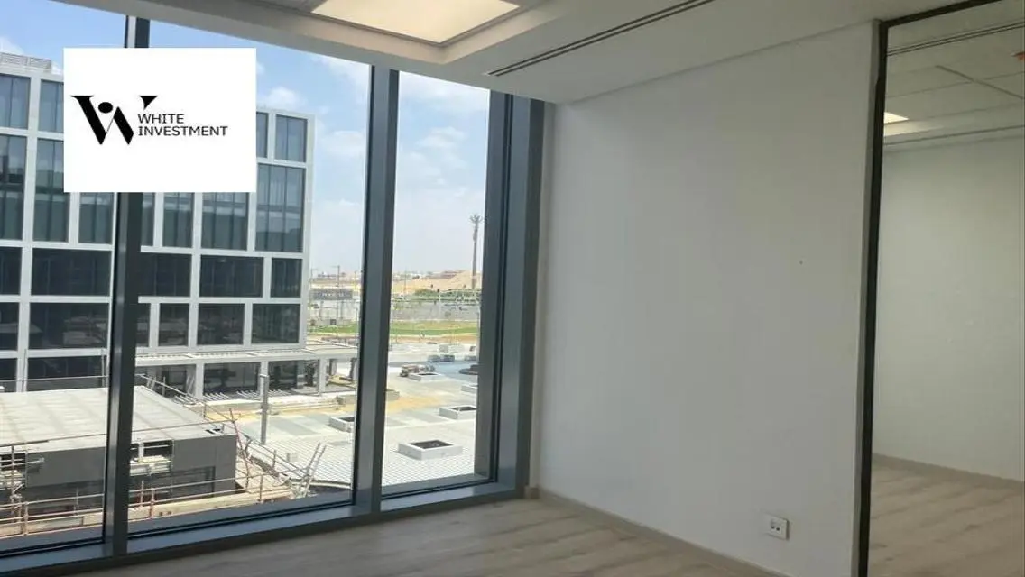 HOT DEAL CFC Office 151 m Fully Finished