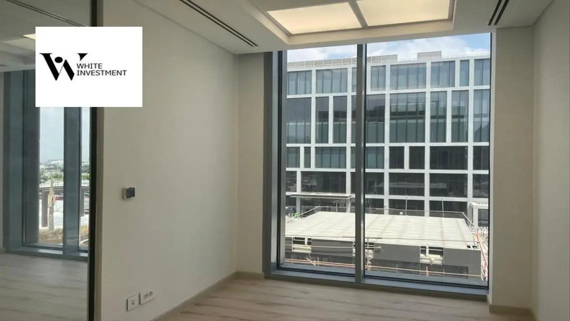 HOT DEAL CFC Office 151 m Fully Finished
