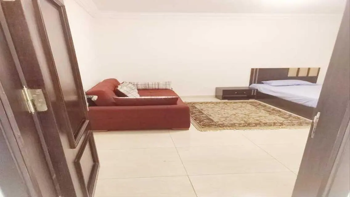 شقه 3 نوم تشطيبات خاصه للبيع بالعفش و الاجهزه