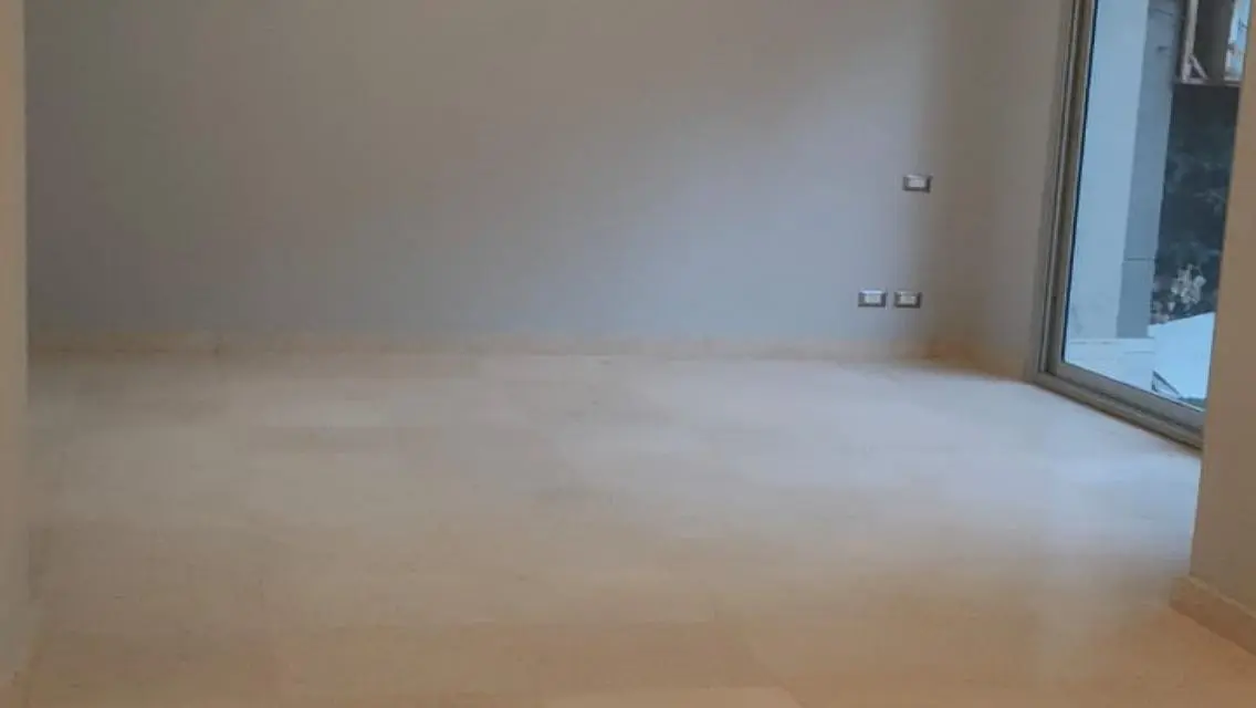 دوبلكس للإيجار فيليج جيت بالم هيلز أرضي بجاردن