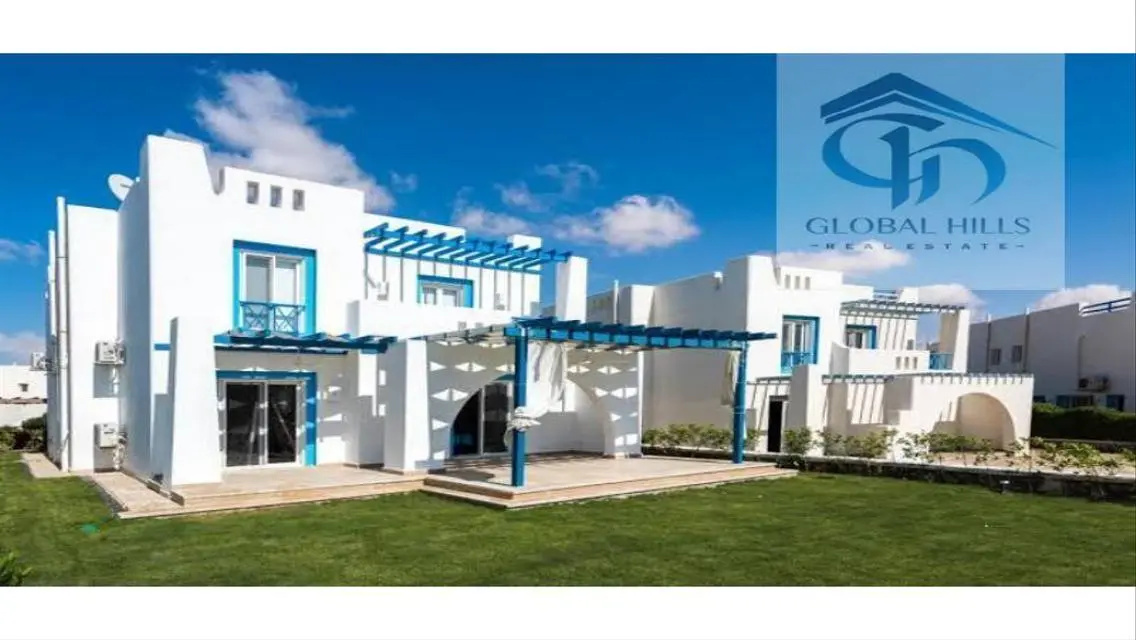 Chalet for sale in Mountain View fully finished