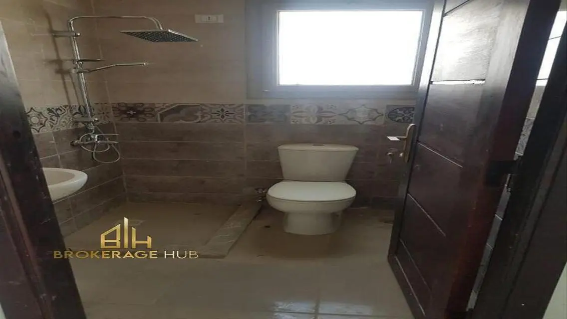 Penthouse for rent location Galleria Moon Valley,