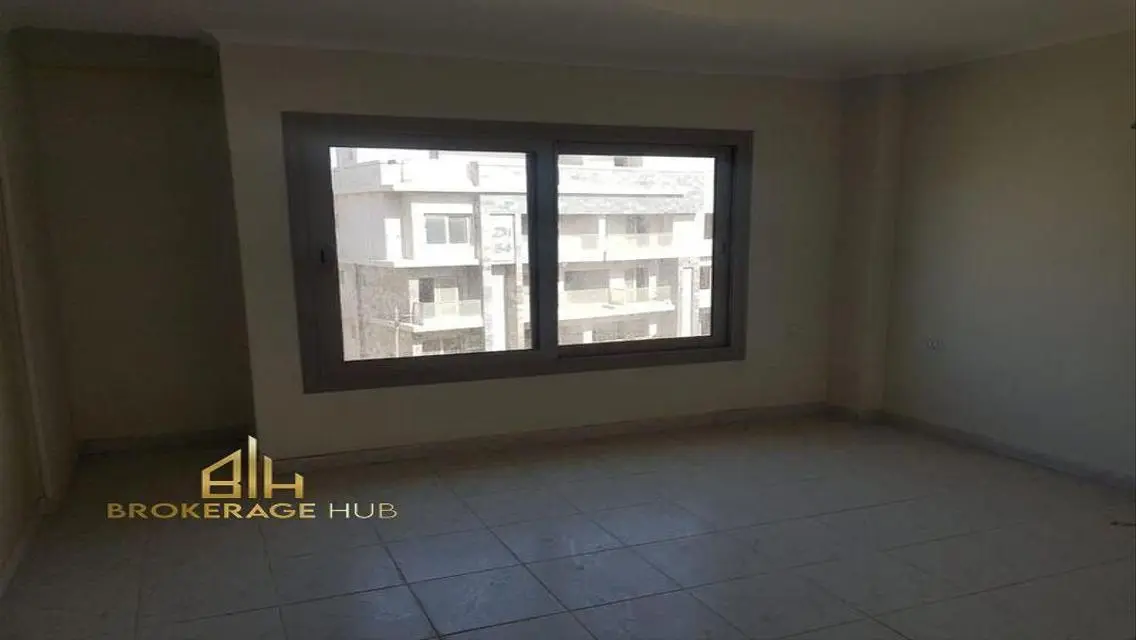Penthouse for rent location Galleria Moon Valley,