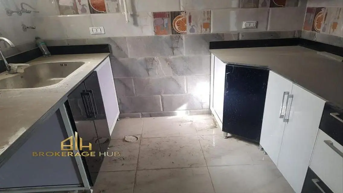 Penthouse for rent location Galleria Moon Valley,