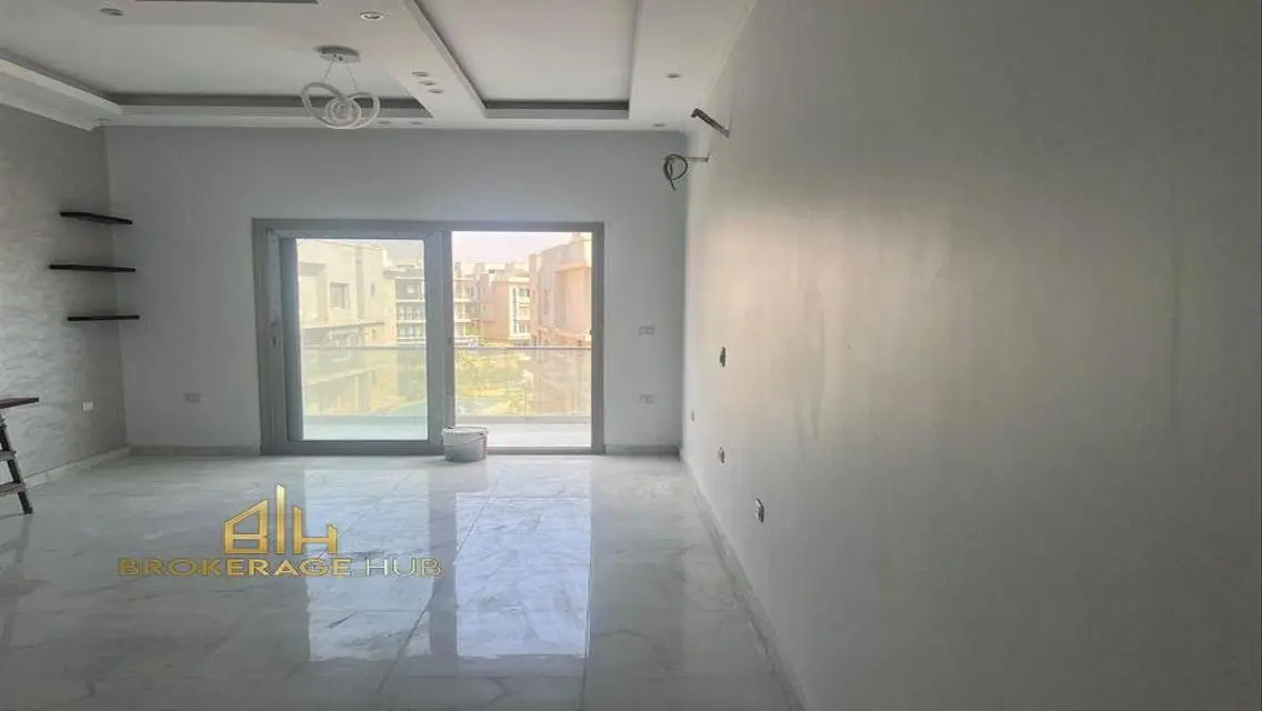 Penthouse for rent location Galleria Moon Valley,