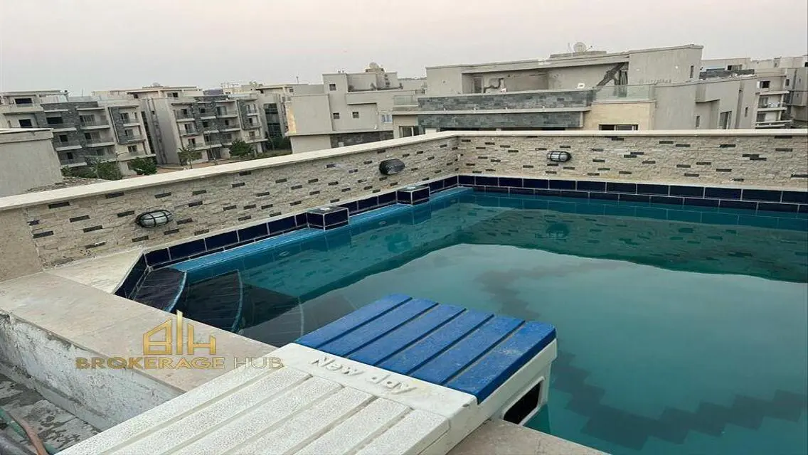 Penthouse for rent location Galleria Moon Valley,