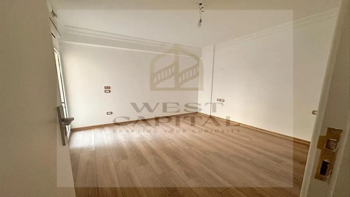Ground apartment for rent in mountain view icity