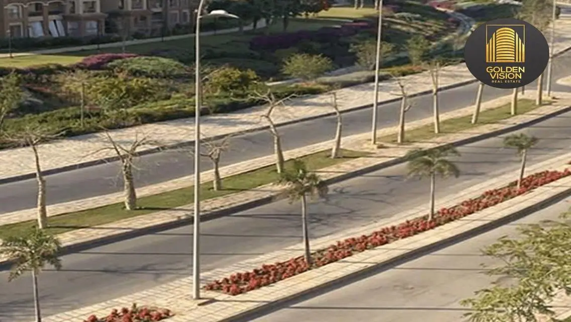 شقة للبيع فى مدينتى 206م² فى ال B8 تقسيط 5 سنوات .