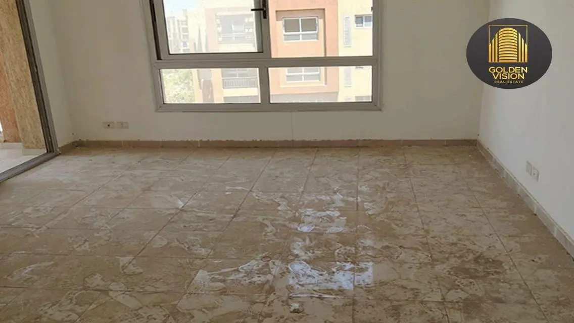 شقة للبيع فى مدينتى 206م² فى ال B8 تقسيط 5 سنوات .