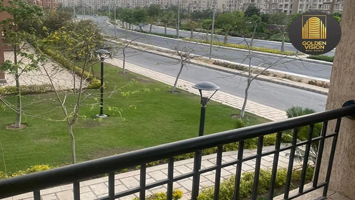 شقة للبيع فى مدينتى 199 م² فى ال B8 ألترا لوكس .