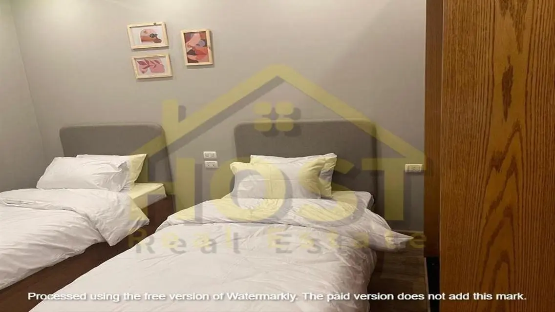 Stunning Furnished Apartment for Rent in Lake View