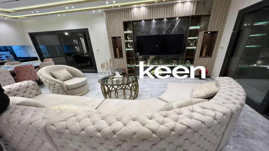 Luxury Villa Fully Furnished &amp; Ready to Move