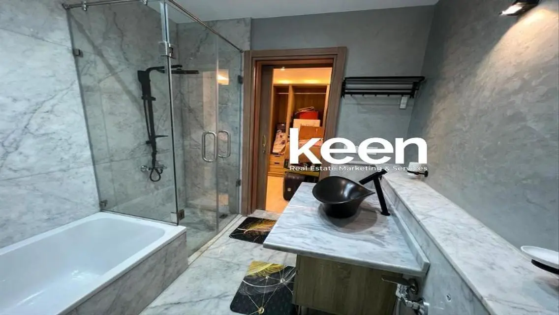Luxury Villa Fully Furnished &amp; Ready to Move