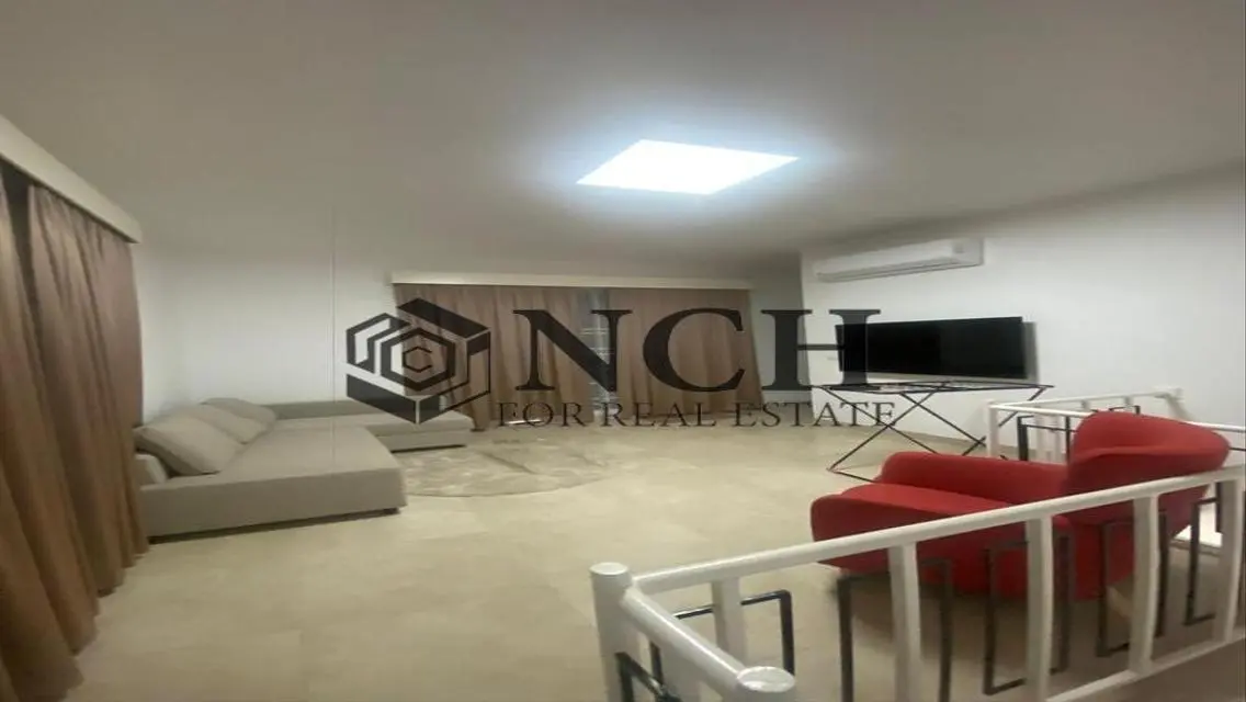 ELEGANT PENTHOUSE 245M FOR RENT, FULLY FURNISHED.