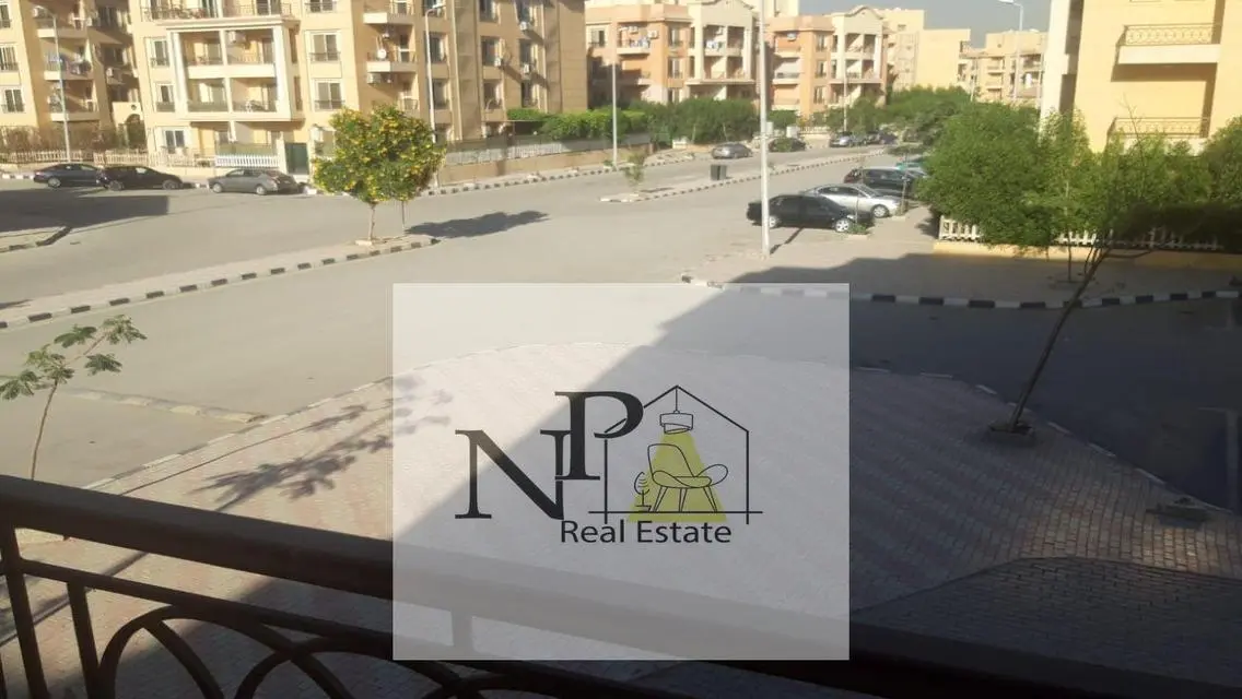 شقة فاخرة 145 متر للبيع مع جميع المرافق