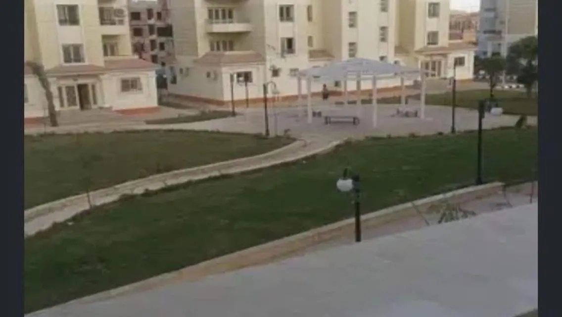 شقة فاخرة 145 متر للبيع مع جميع المرافق