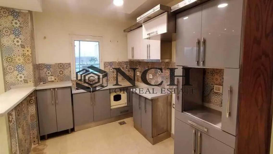 STUNNING APT 230M WZ GARDEN FOR RENT,KITCHEN-ACS