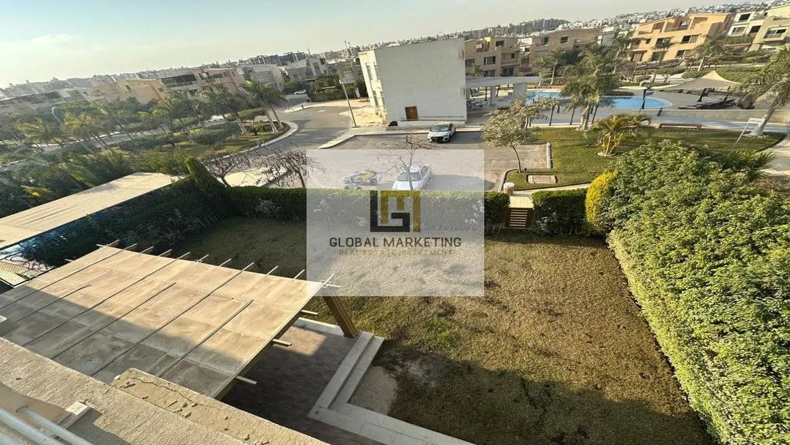 فيلا بفرش كلاسيك للايجار في كمبوند اسوار ريزيدينس