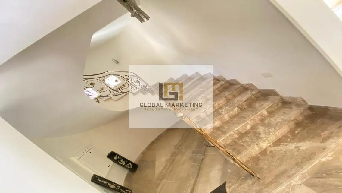 Villa Ultra modern Prime View in Lake View