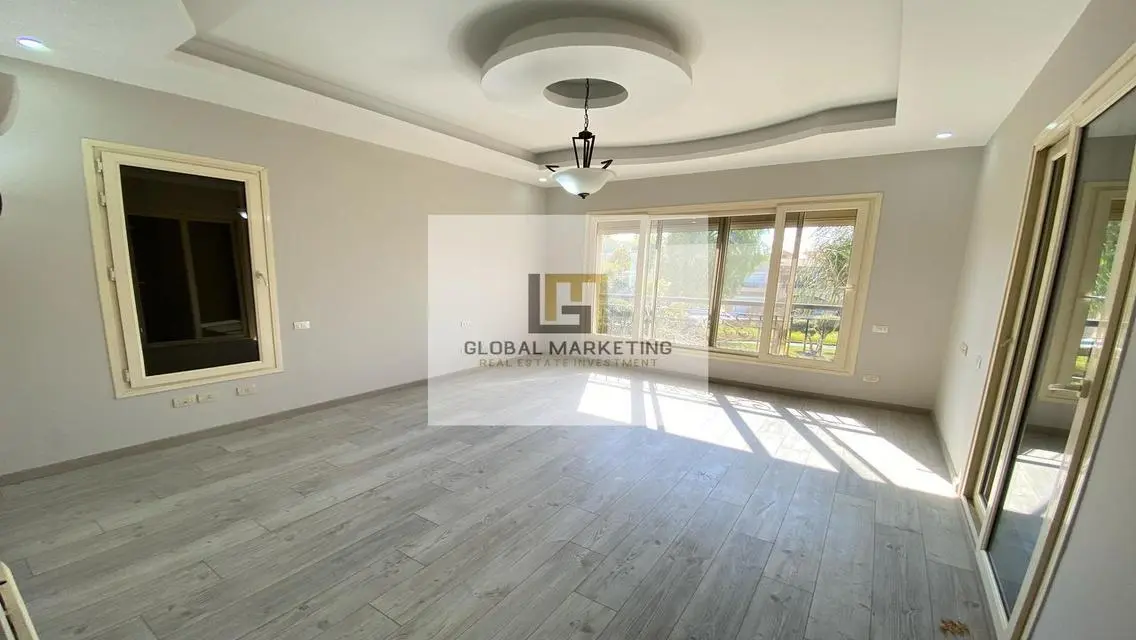 Villa Ultra modern Prime View in Lake View