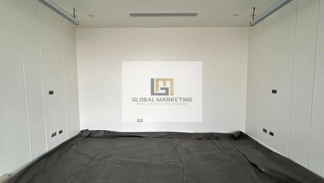 Fully Finished office 700m for rent in CFC