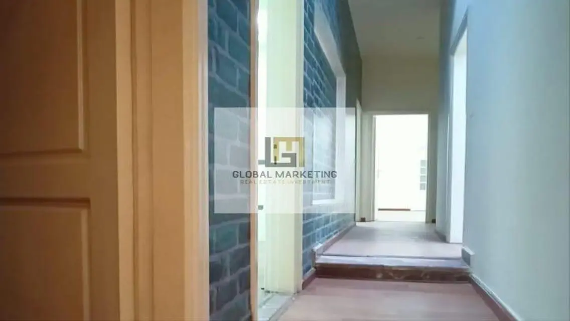 Finished Office 220m for rent in Teseen