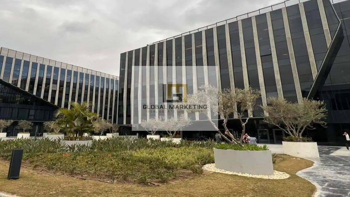 Office 193m for rent Ready To Move in EDNC