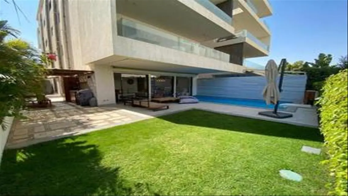 Apartment With Garden And Private Pool For Rent