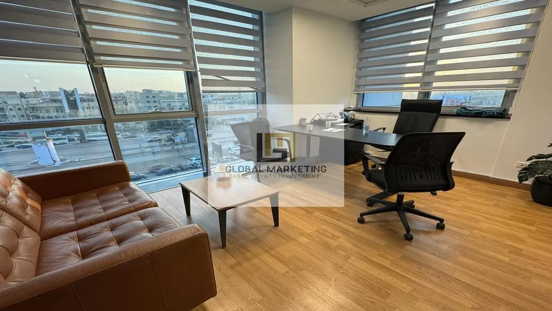 Finished Office 658m For rent in 90th St Direct