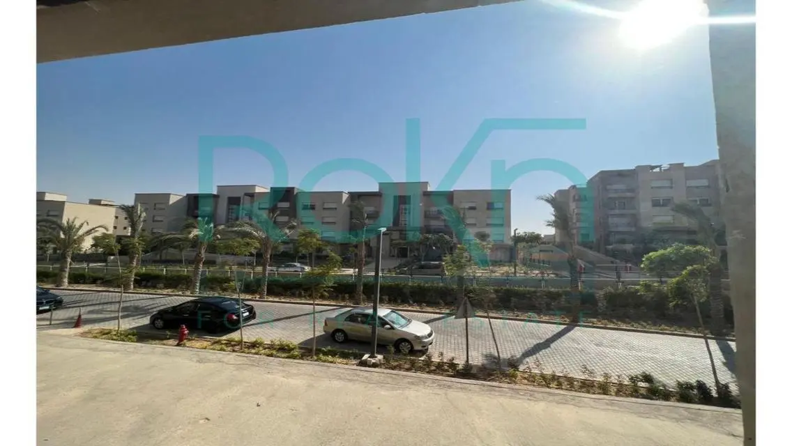 منزل فخم للبيع في منطقة رائعة