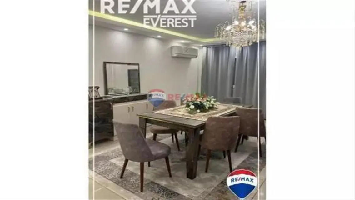 Complete Apartment with 200 sq meters in the Heart of the City